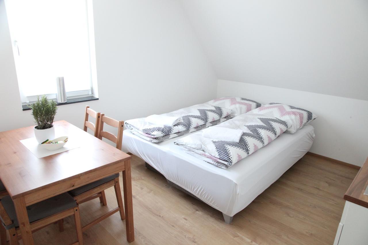Schwaben Apartment Oberboihingen エクステリア 写真